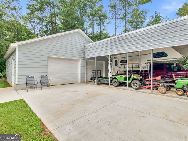 2736 Lester Mill Road, Locust Grove, GA 30248