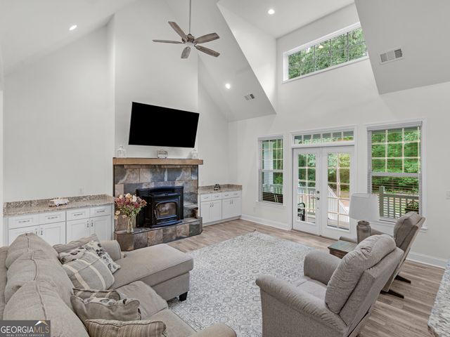 2736 Lester Mill Road, Locust Grove, GA 30248