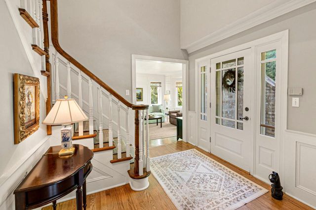 10528 N Haddonstone PLACE, Mequon, WI 53092