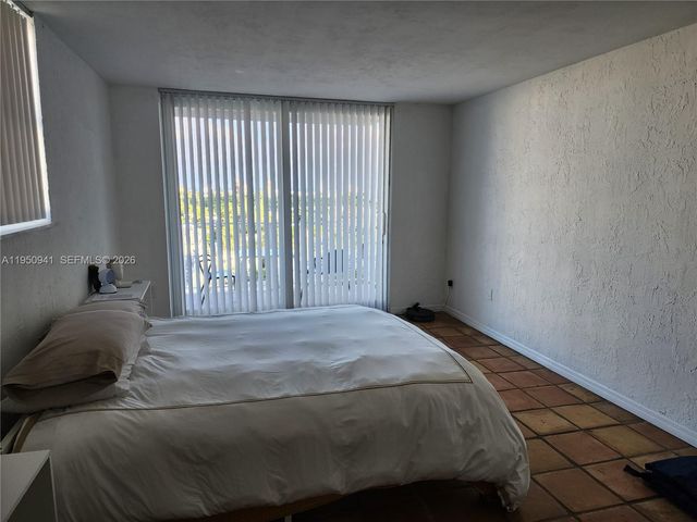 1228 West Ave 909, Miami Beach, FL 33139