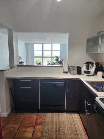 1228 West Ave 909, Miami Beach, FL 33139