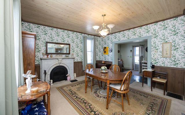 801 10th St, New Brighton, PA 15066
