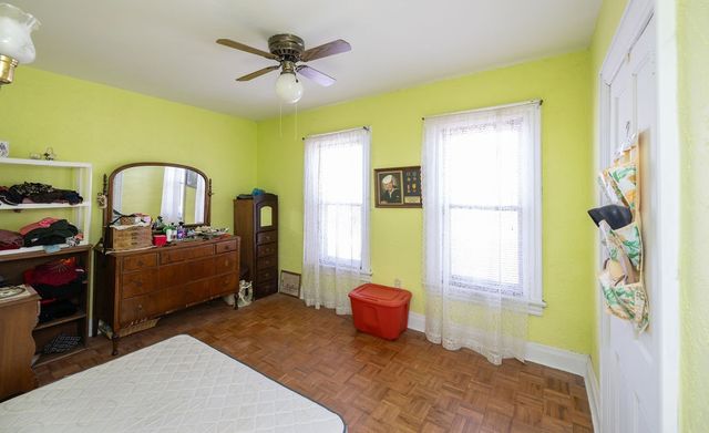 801 10th St, New Brighton, PA 15066