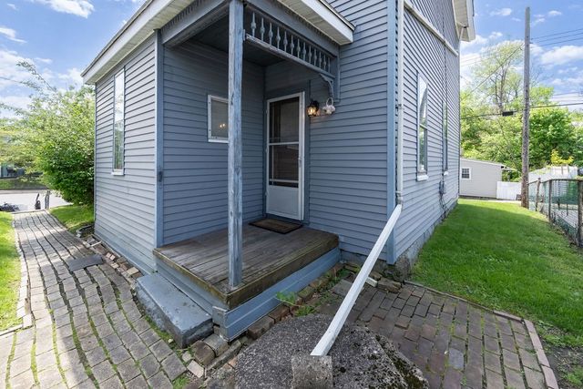 801 10th St, New Brighton, PA 15066