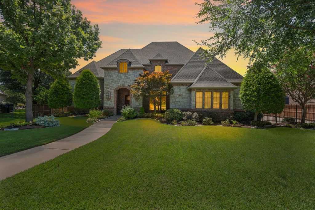 1017 Pauls Path, Colleyville, TX 76034