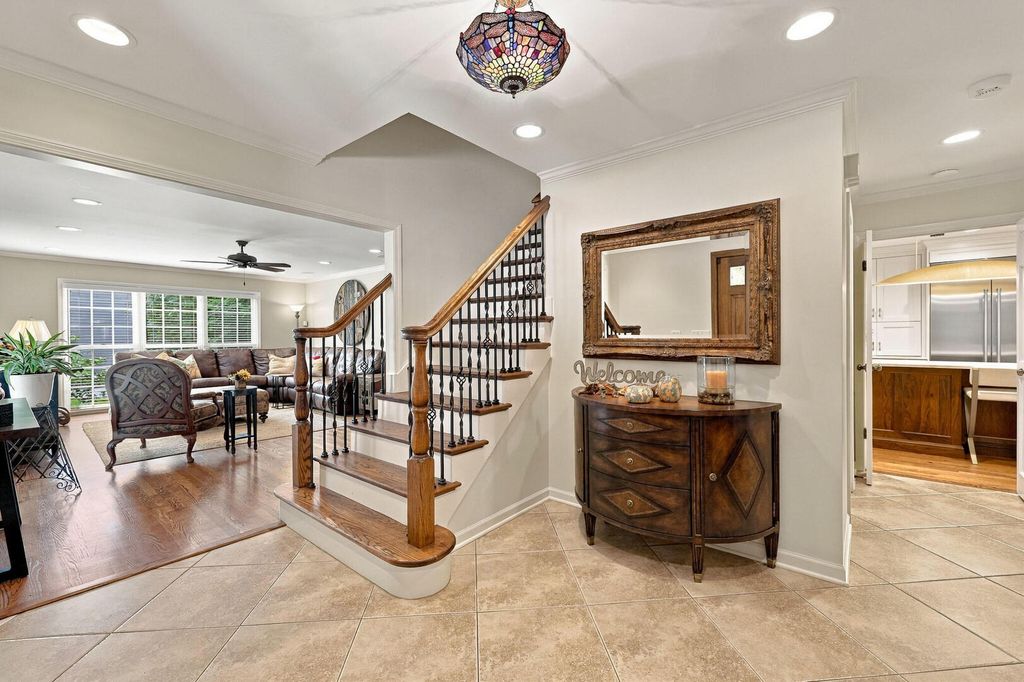 2068 N Butternut Lane, Northbrook, IL 60062 — photo 3