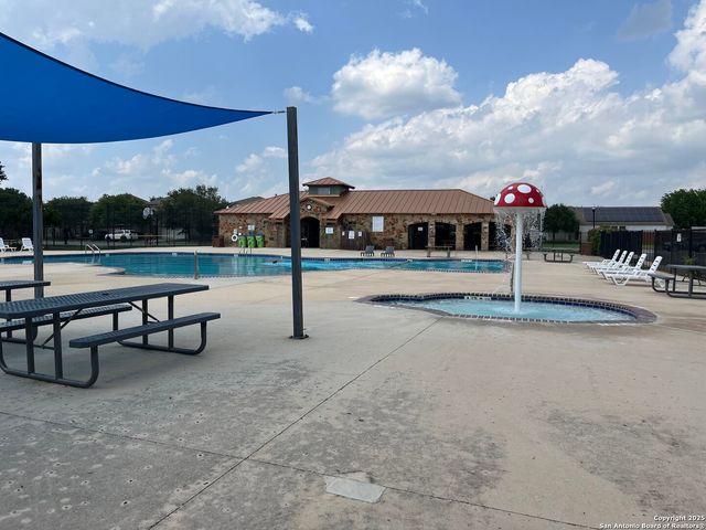 8318 Tavern Pt, San Antonio, TX 78254
