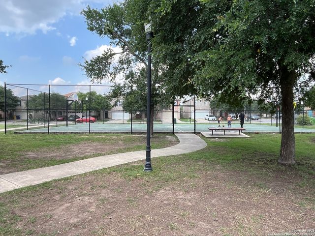 8318 Tavern Pt, San Antonio, TX 78254