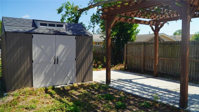 4111 W MONTGOMERY TERRACE, Tampa, FL 33616