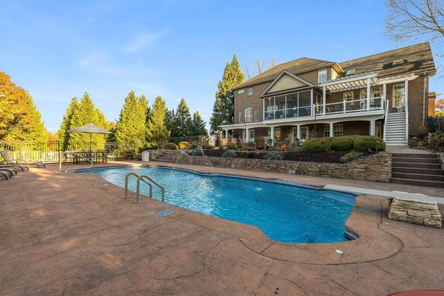 19 FIELDHAVEN PL, Staunton, VA 24401