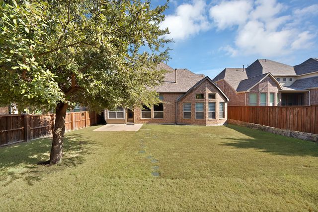 7315 Comal Drive, Irving, TX 75039