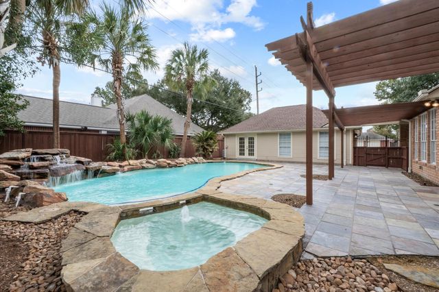 2911 Norwood Hills Drive, Katy, TX 77450