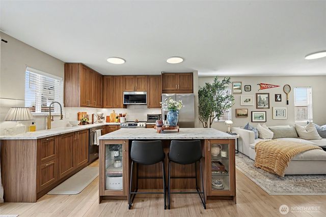 28112 239th Place SE, Maple Valley, WA 98038