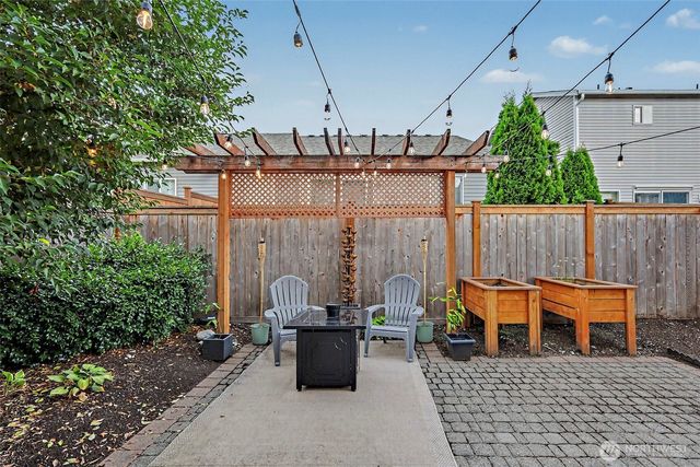 28112 239th Place SE, Maple Valley, WA 98038