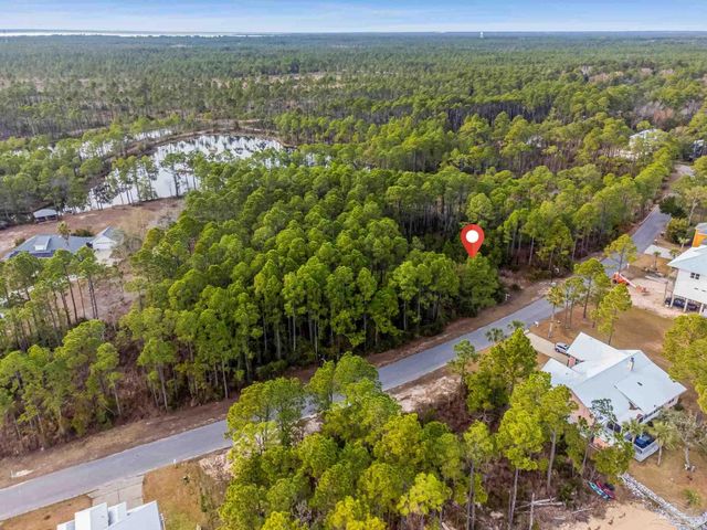 1171 Oyster Bay Dr, Milton, FL 32583