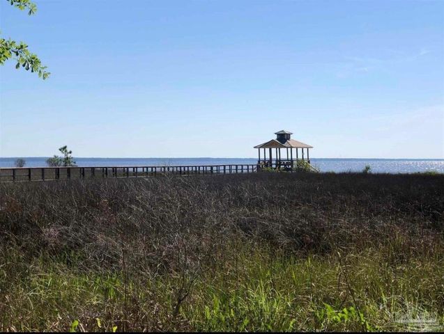 1171 Oyster Bay Dr, Milton, FL 32583