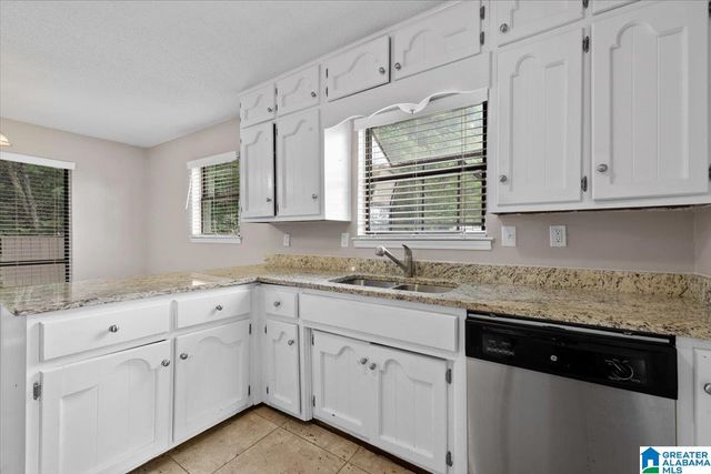 8825 VALLEY HILL DRIVE, Birmingham, AL 35206
