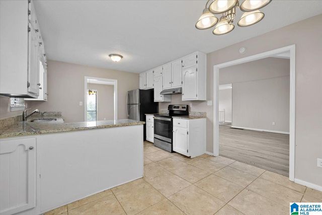 8825 VALLEY HILL DRIVE, Birmingham, AL 35206