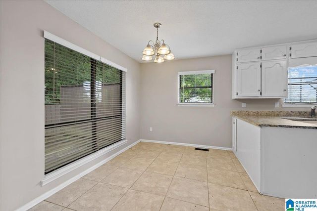 8825 VALLEY HILL DRIVE, Birmingham, AL 35206