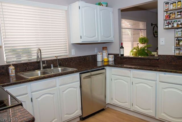 2821 Prickley Pear Drive, Henderson, NV 89074