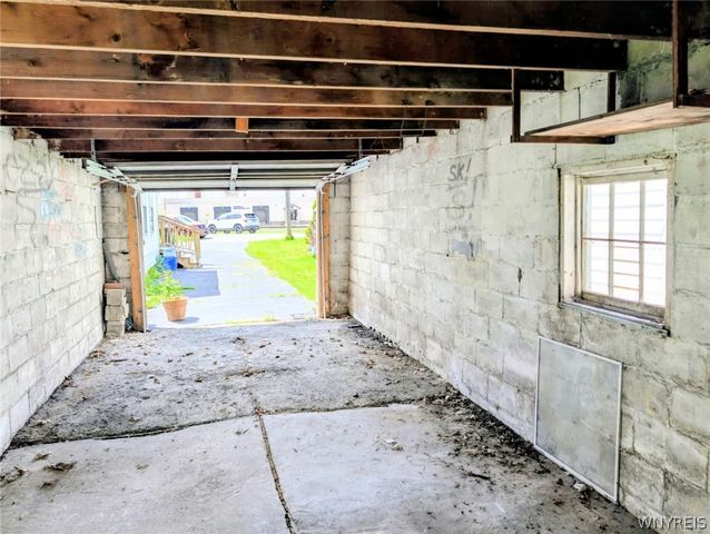 959 North Erie Avenue, North Tonawanda, NY 14120