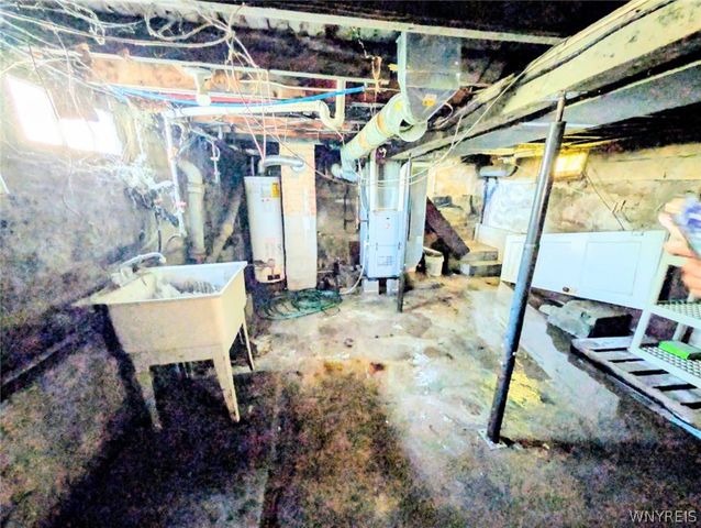 959 North Erie Avenue, North Tonawanda, NY 14120