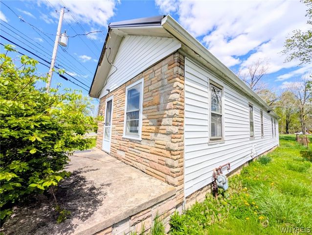 959 North Erie Avenue, North Tonawanda, NY 14120