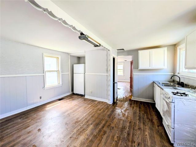 959 North Erie Avenue, North Tonawanda, NY 14120