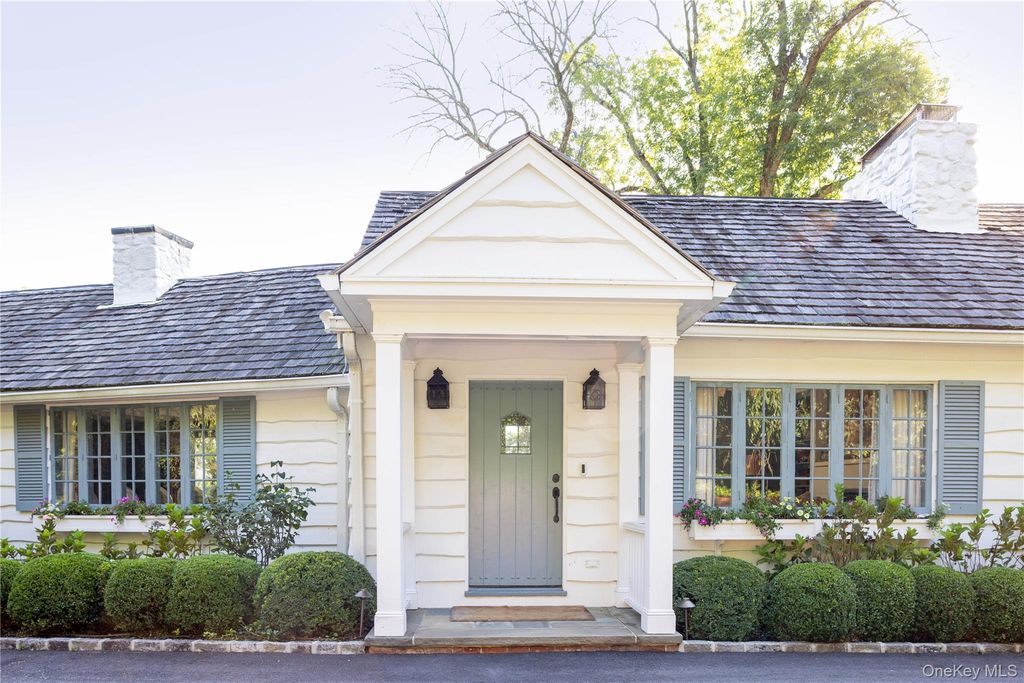 99 Factory Pond Road, Locust Valley, NY 11560 — photo 2