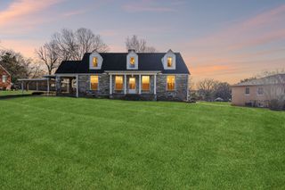 708 Swanson Blvd, Fayetteville, TN 37334