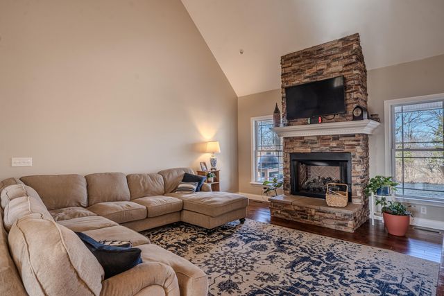 597 Clark Ridge Lane, Frankfort, KY 40601