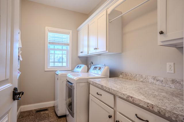 597 Clark Ridge Lane, Frankfort, KY 40601