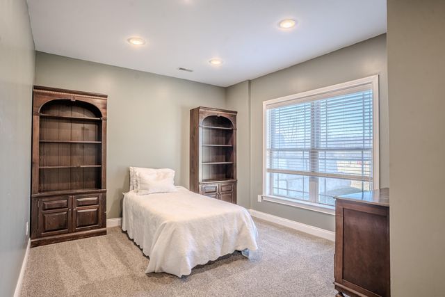 597 Clark Ridge Lane, Frankfort, KY 40601