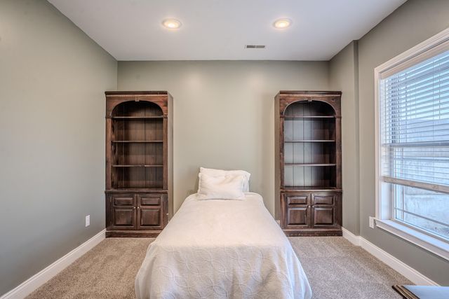 597 Clark Ridge Lane, Frankfort, KY 40601