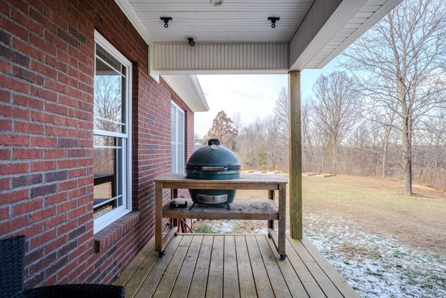 597 Clark Ridge Lane, Frankfort, KY 40601