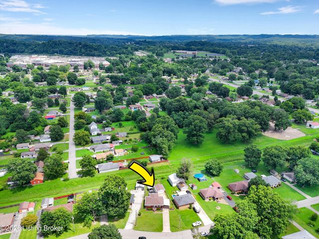 8915 Mapleview Dr, Louisville, KY 40258