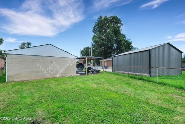 8915 Mapleview Dr, Louisville, KY 40258