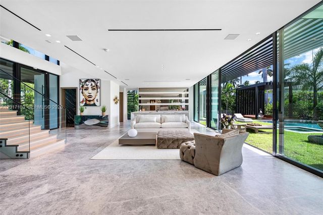 2520 Shelter Avenue, Miami Beach, FL 33140