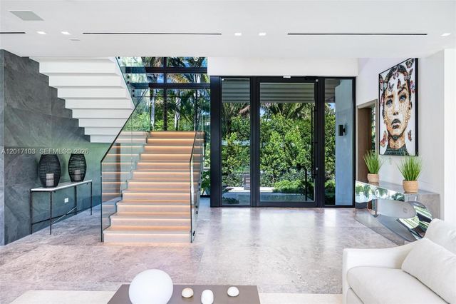 2520 Shelter Avenue, Miami Beach, FL 33140