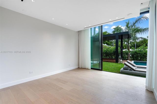 2520 Shelter Avenue, Miami Beach, FL 33140