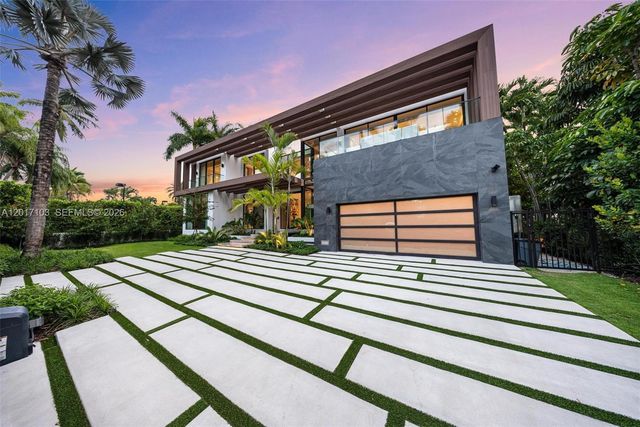 2520 Shelter Avenue, Miami Beach, FL 33140