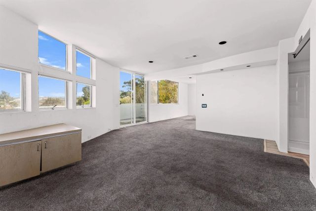 1550 Bluebird Ln, La Jolla, CA 92037