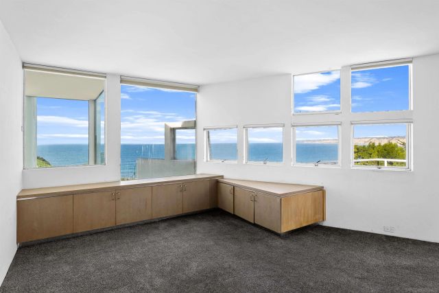 1550 Bluebird Ln, La Jolla, CA 92037