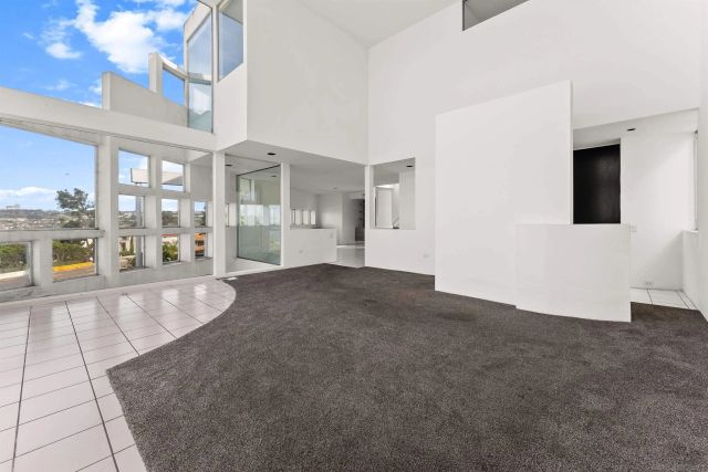 1550 Bluebird Ln, La Jolla, CA 92037