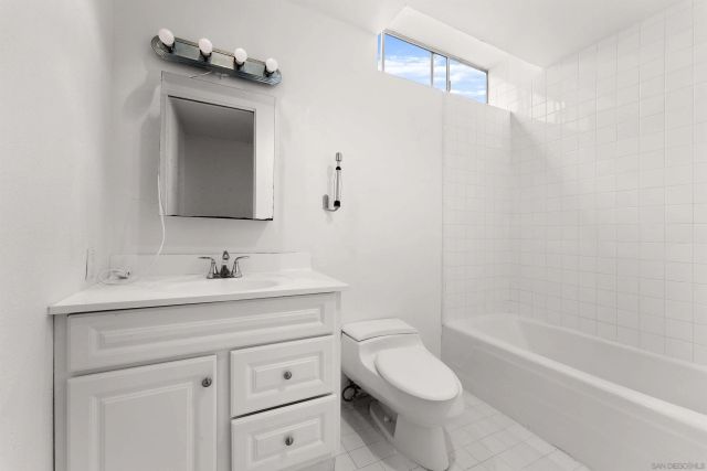 1550 Bluebird Ln, La Jolla, CA 92037