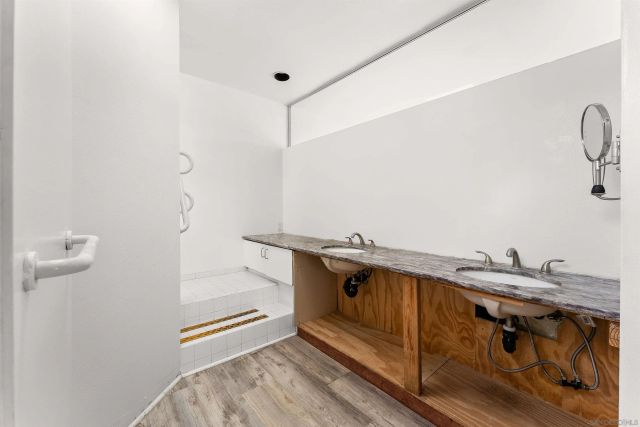 1550 Bluebird Ln, La Jolla, CA 92037