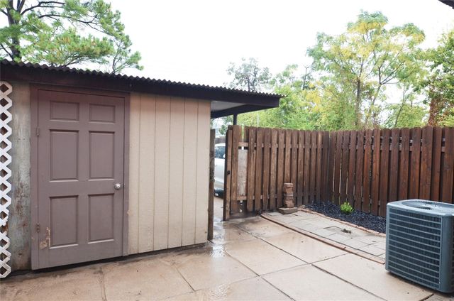 2372 Triway Lane 162, Houston, TX 77043