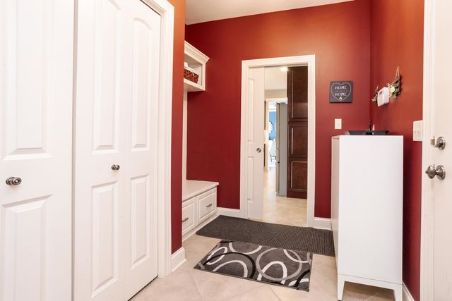 2703 Vrooman Court, Bloomington, IL 61704