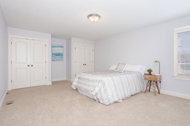 2703 Vrooman Court, Bloomington, IL 61704