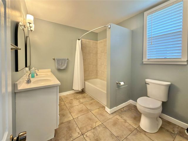 2312 E 10TH AVENUE, Tampa, FL 33605